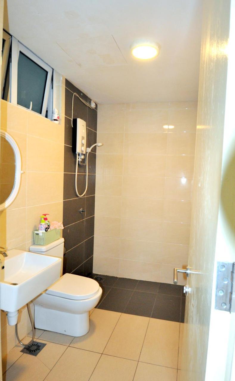 Azfa Suite13 At De Centrum Putrajaya-Bangi Kajang Exterior photo