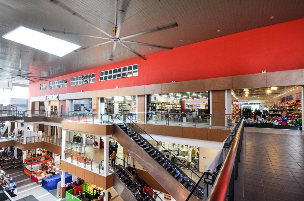 Azfa Suite13 At De Centrum Putrajaya-Bangi Kajang Exterior photo